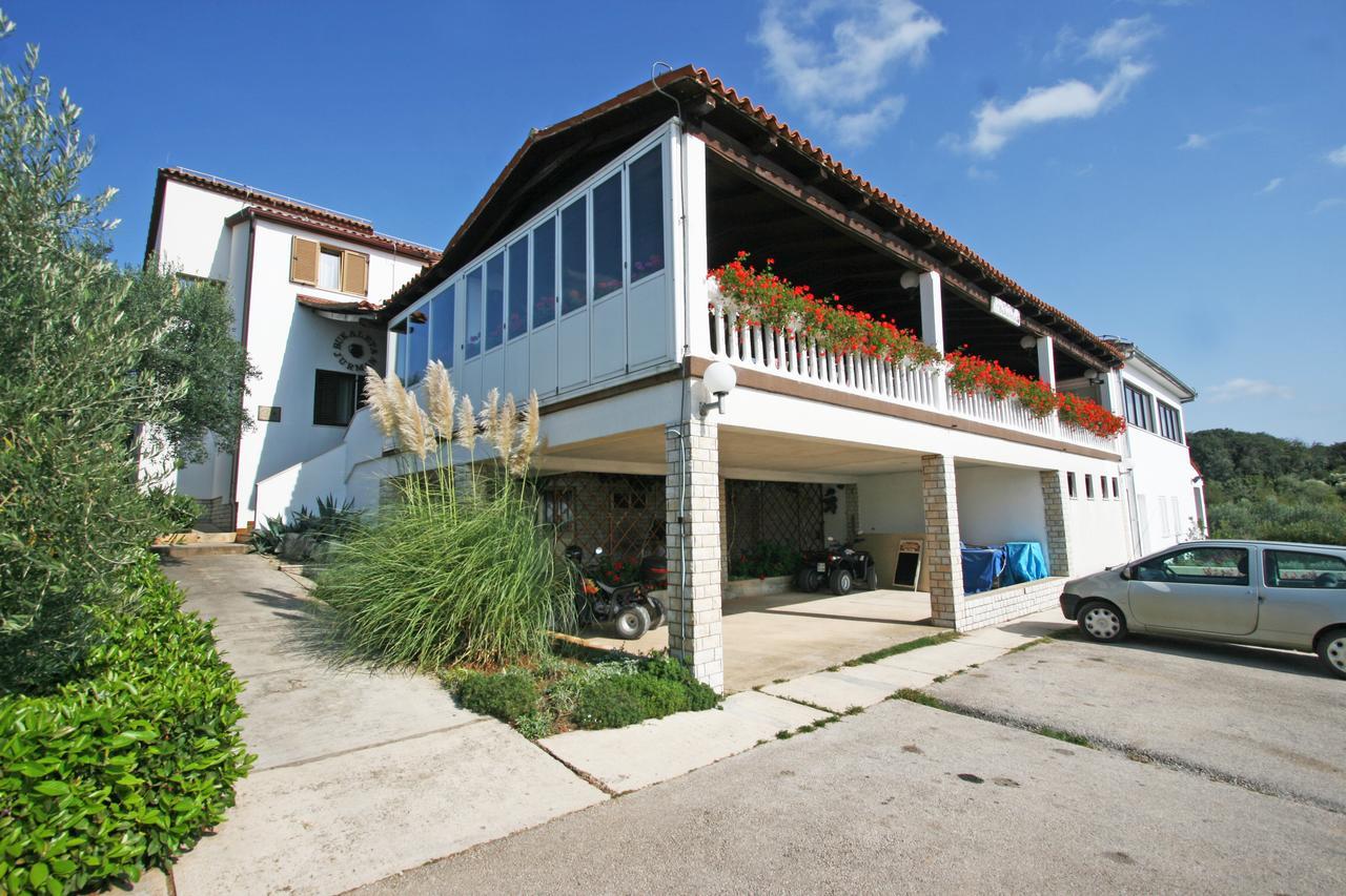 Jurman Apartment Barbariga Exterior foto